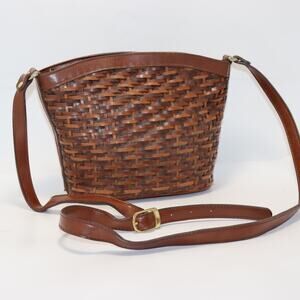 Warren Reed Woven Leather Crossbody Bag Brown Basketweave
